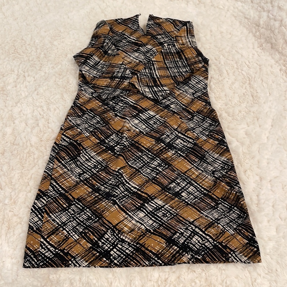 J. Mclaughlin Size Large Plaid Print! - image 6